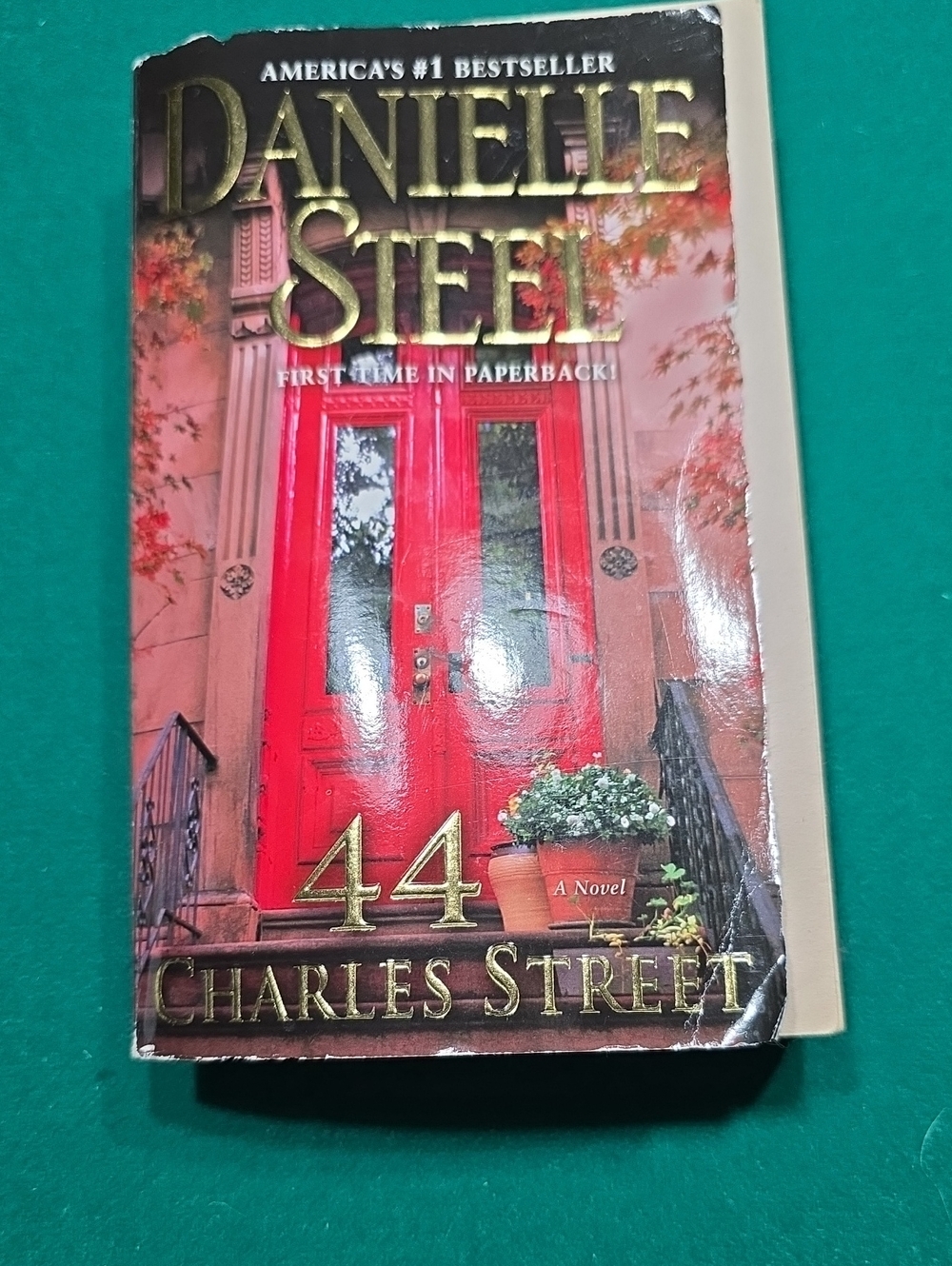 Danielle Steel 44 Charles Street Paperback - Red Cover Used